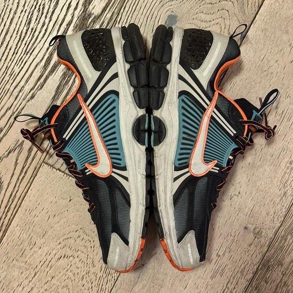 NIKE MEN’S AIR ZOOM VOMERO 5 'BLUE GAZE TOTAL ORANGE' - Picture 12 of 15